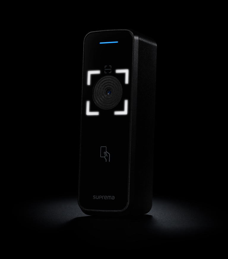 XPASS Q2 LED backlit scan area